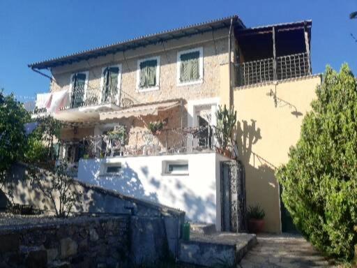 ホテル Ca' Clementine Sasso di Bordighera エクステリア 写真